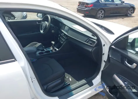 2018 Kia Optima Lx z USA, uszkodzony, nr VIN 5XXGT4L38JG267373